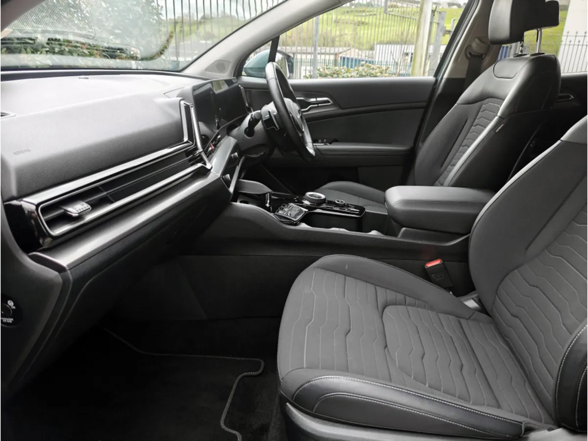 Kia Sportage K3 1.6- PHEV PLUGIN HYBRID PHEV- AS N - Image 2