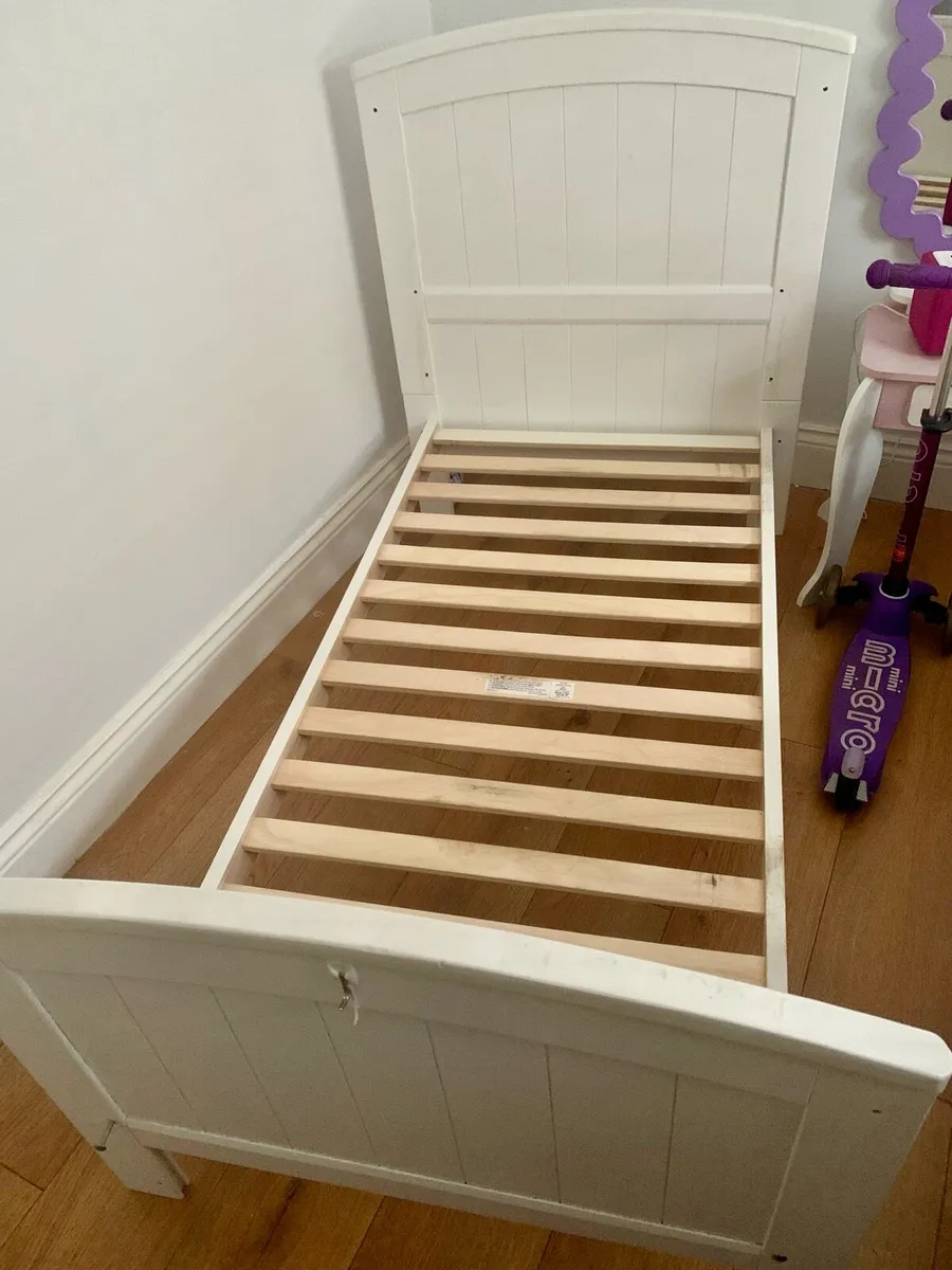 Toddler bed - Image 2