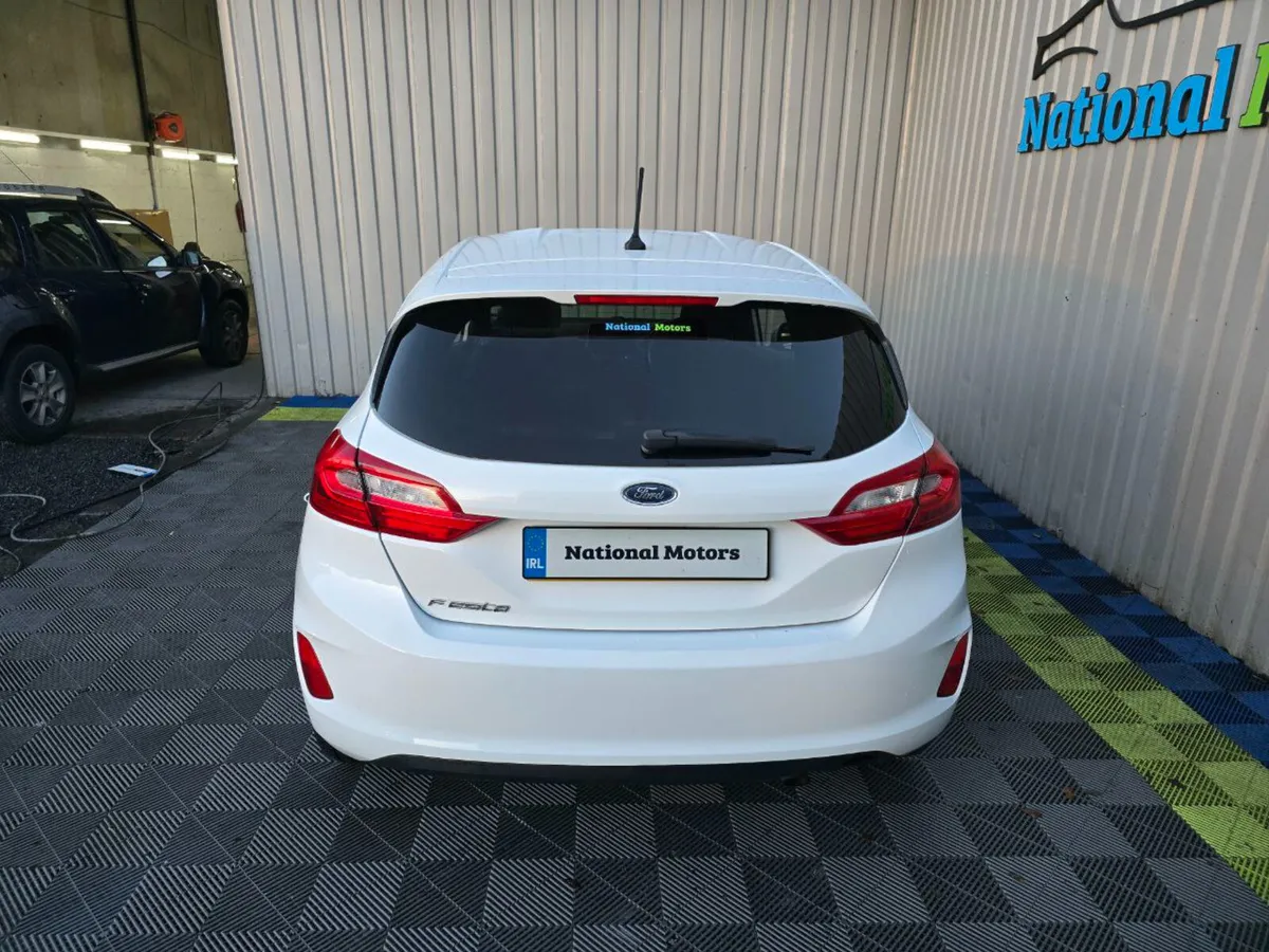 2018 Ford Fiesta TITANIUM 1.0 Petrol - Image 4