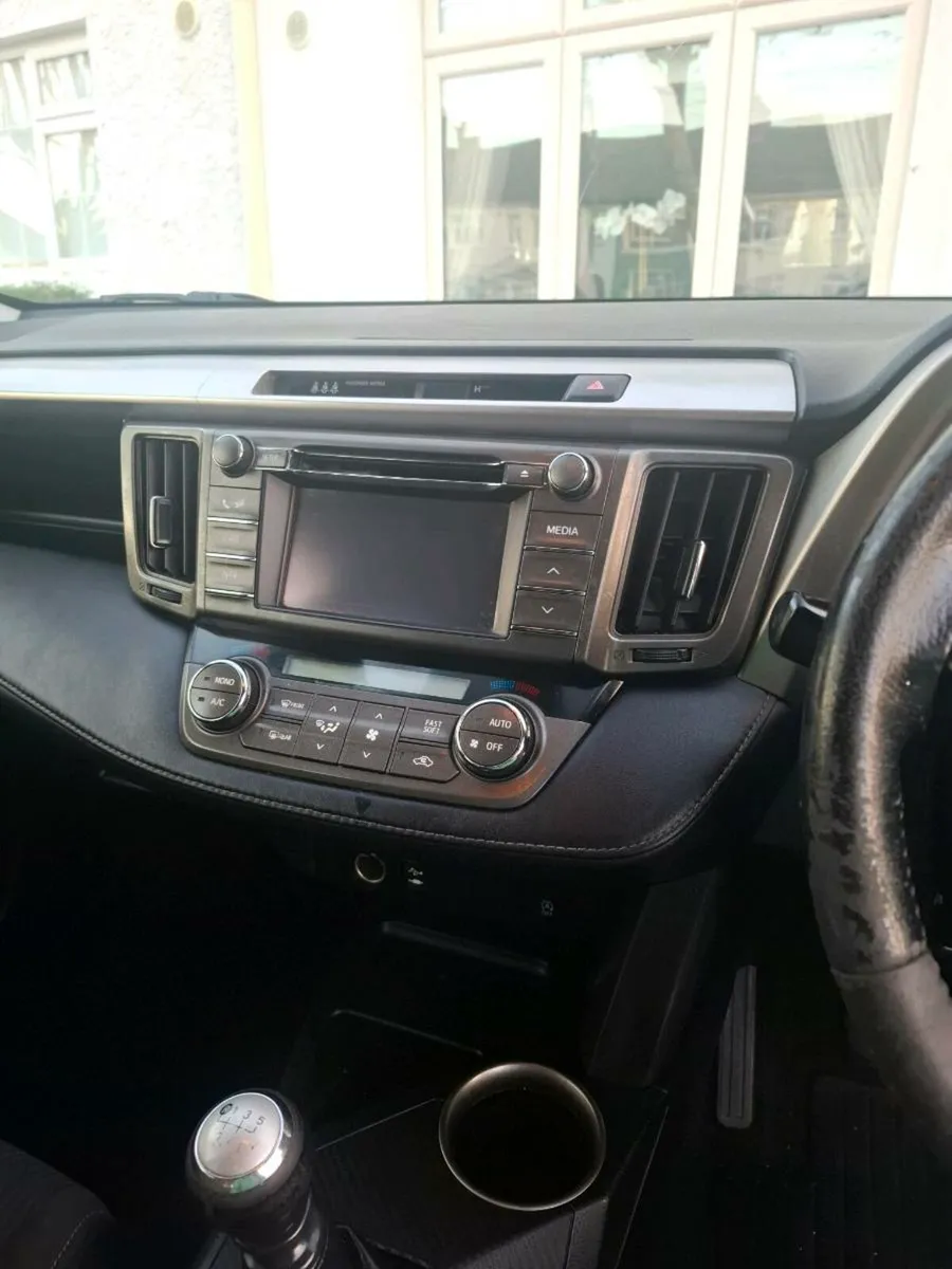 Toyota rav 4 - Image 1