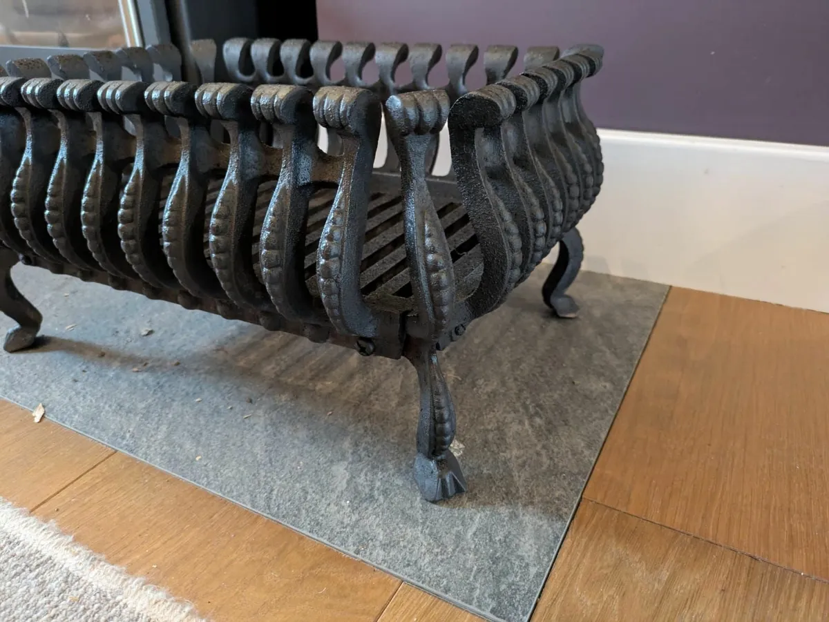 Fire basket - cast iron - Image 3