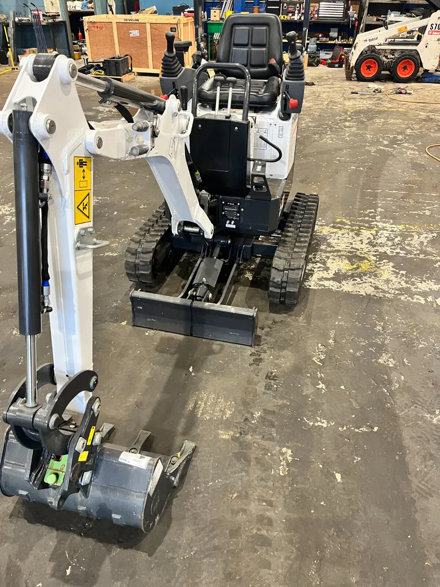 New Bobcat E10z - Image 4