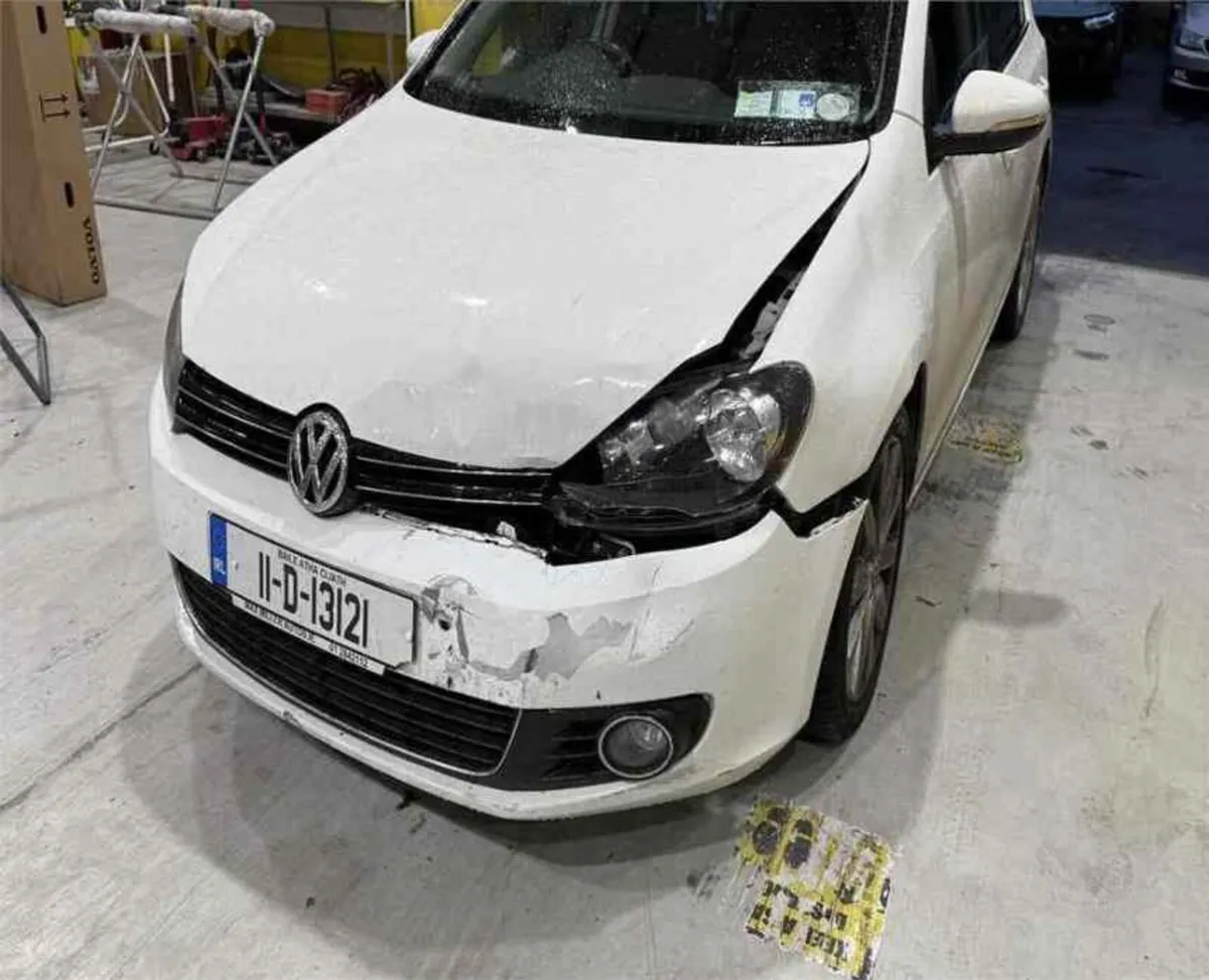 2011 Volkswagen Golf - Image 1
