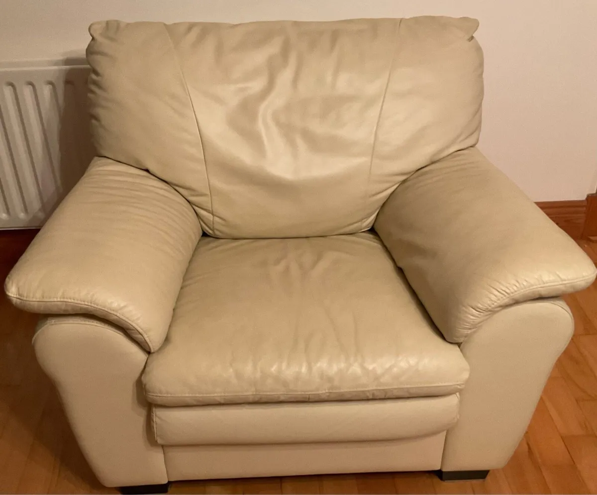 Leather couch and chairs - Image 2