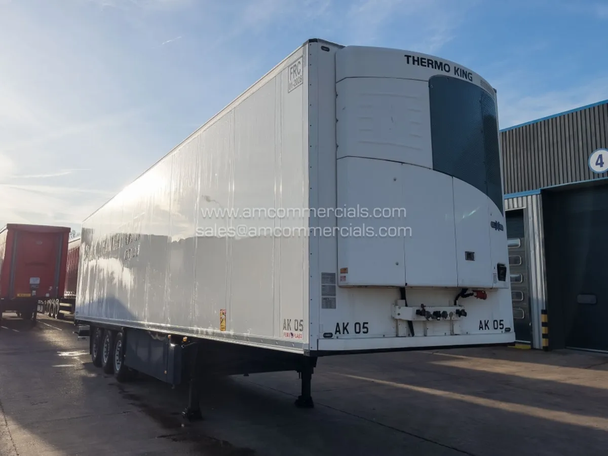 2012 SCHMITZ SINGLE TEMP FRIDGE TRAILER - Image 1
