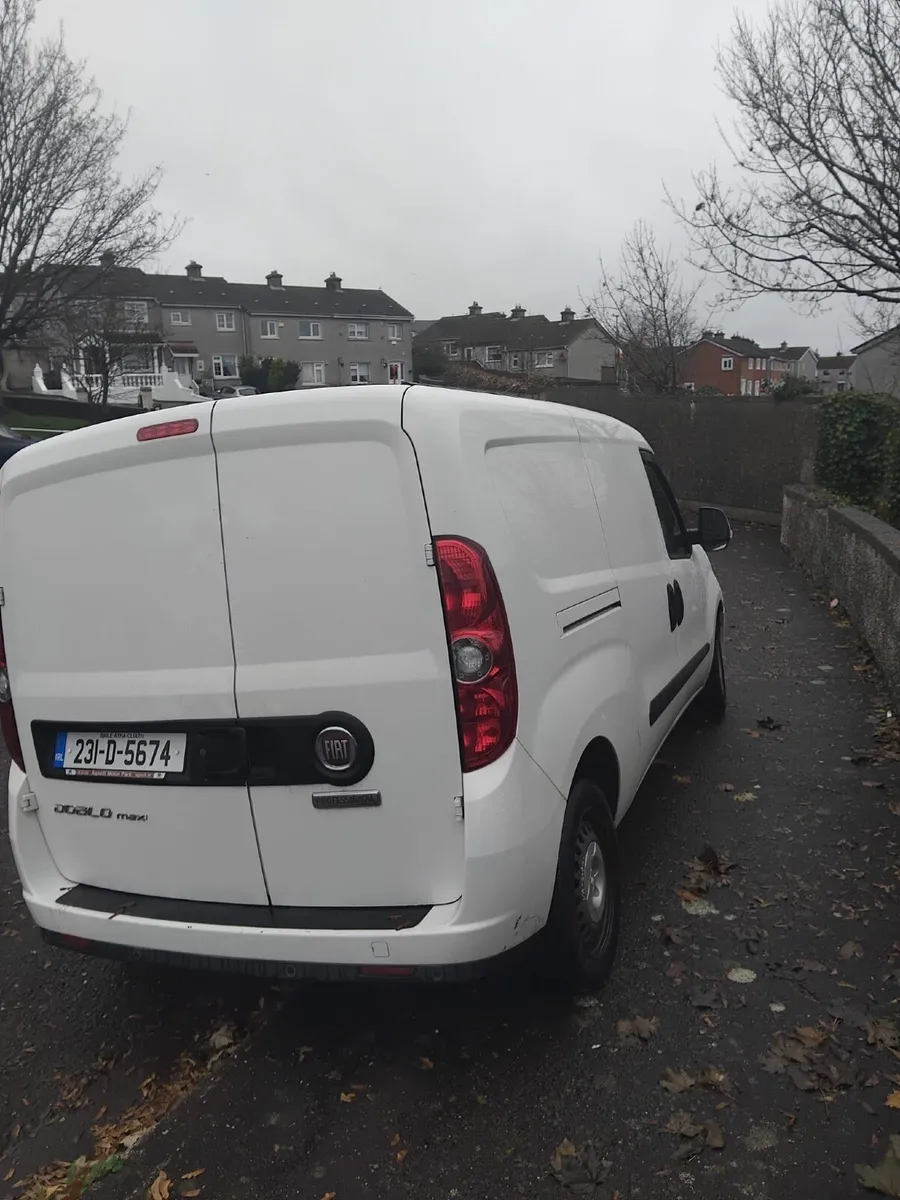 231 Fiat Doblo Lwb Twin slide door - Image 2