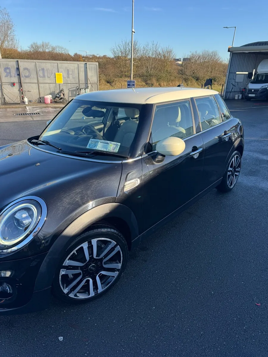 2020 Mini Cooper 1.5 Petrol - Manual - Image 2
