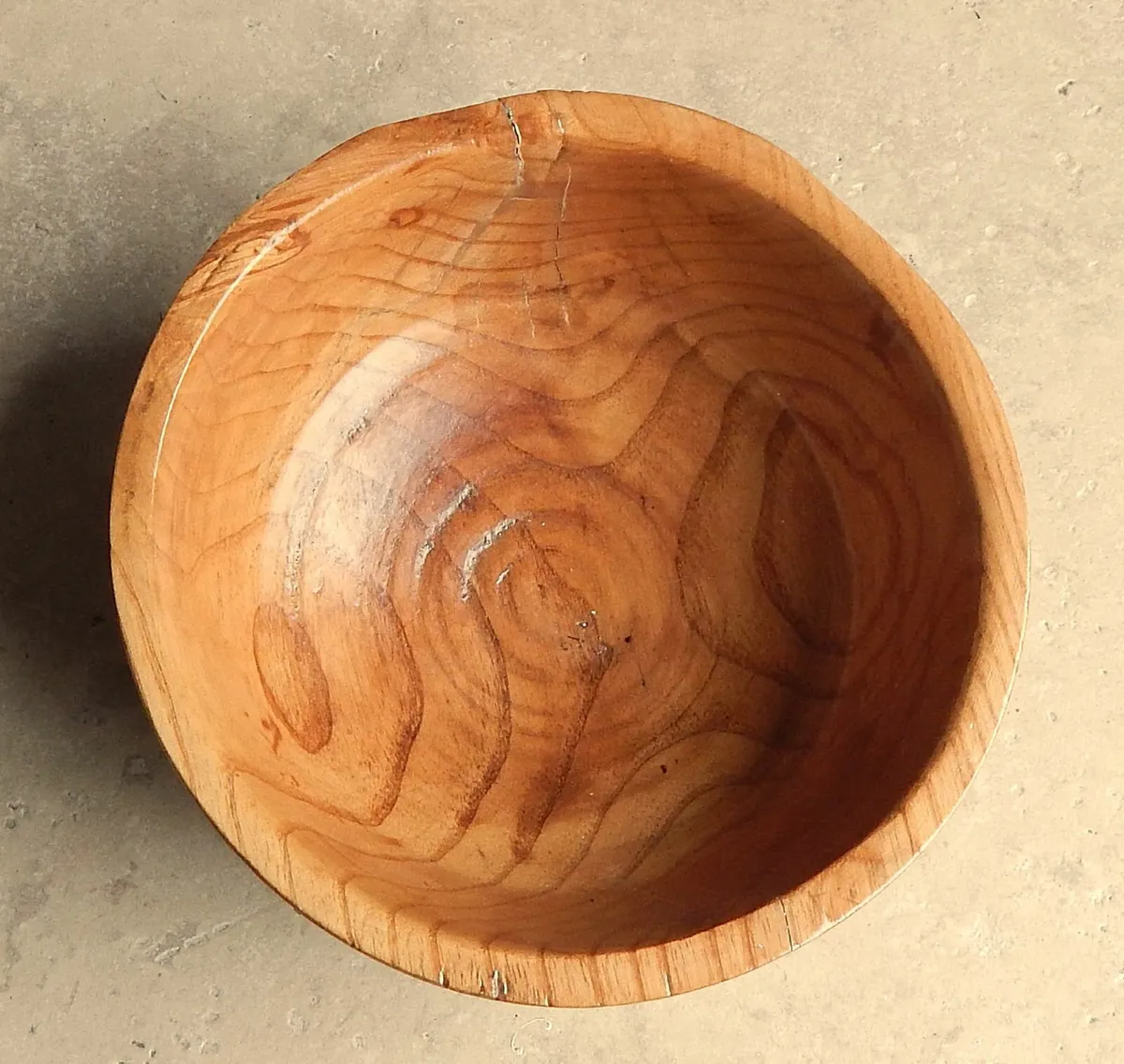 Vintage Hand Turned Wooden Bowl - Image 3
