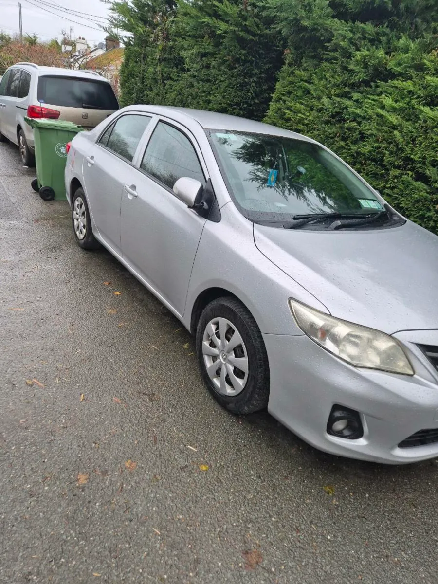 Toyota corolla - Image 3