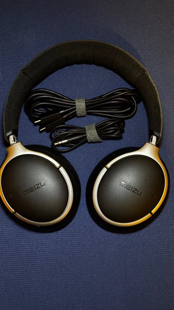 High-Res Meizu HD60 wireless headphone - Image 1