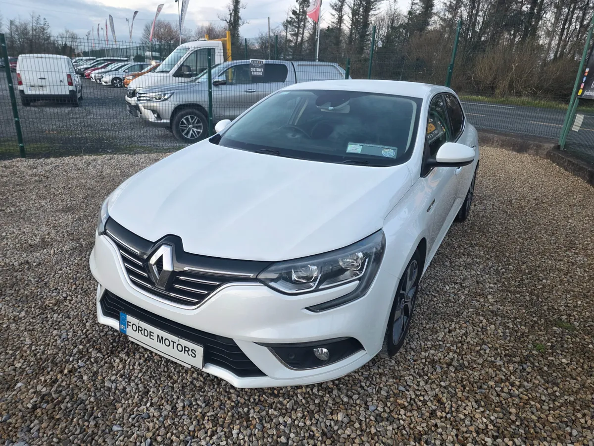 Renault Megane Auto 2018 - Image 2