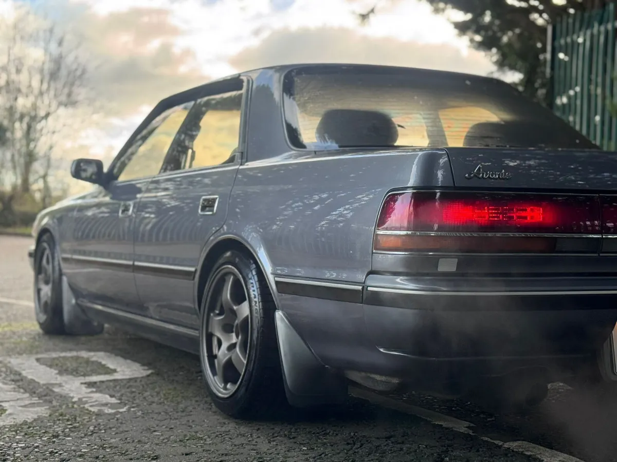 Toyota Chaser GX81 Fresh Import - Image 4