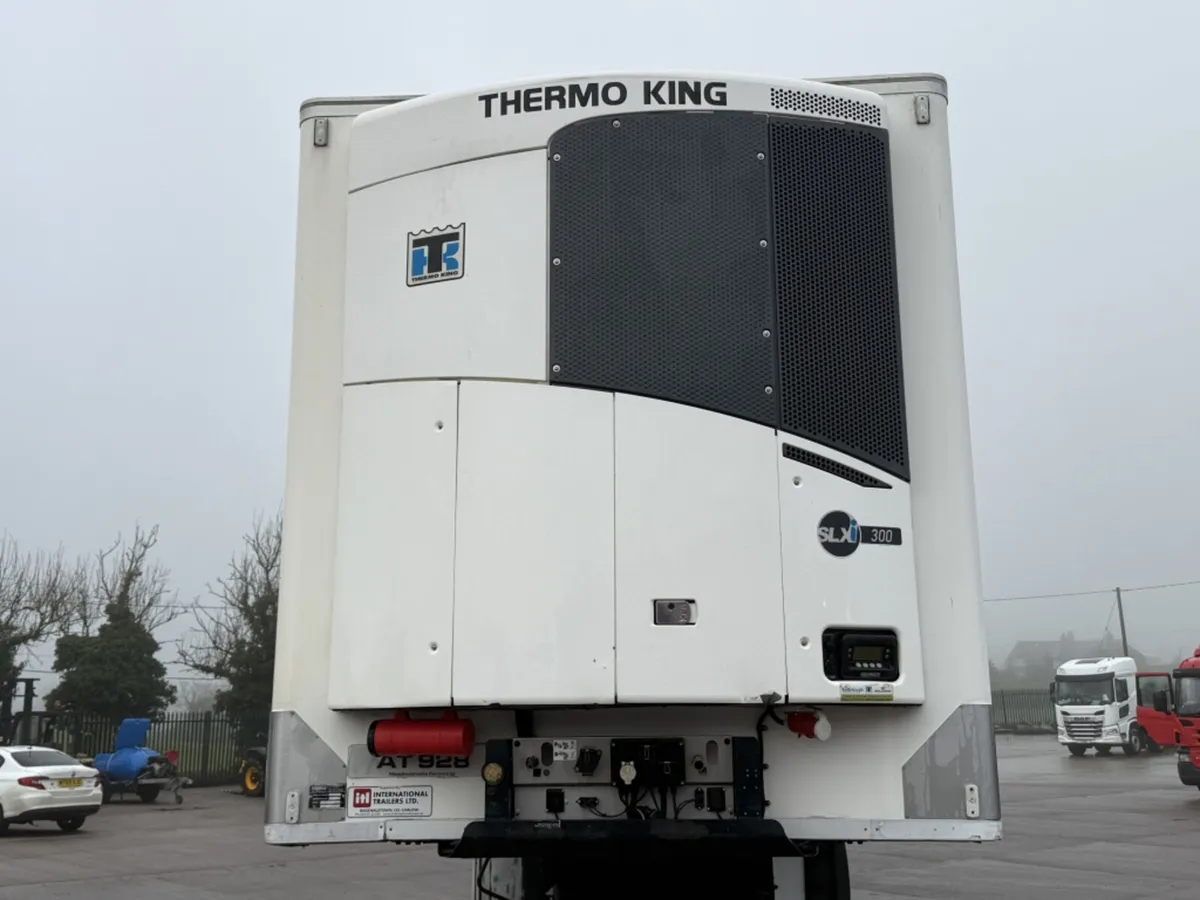 2017 CHEREAU MEAT RAILER FRIDGE TRAILER - Image 2