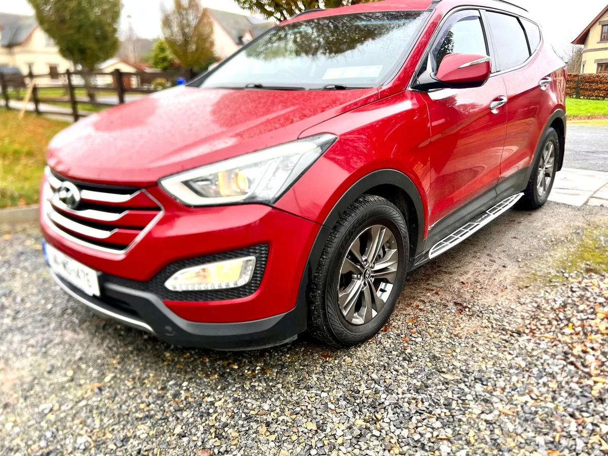2014 Hyundai Santa Fe 4x4 Special Edition - Image 2