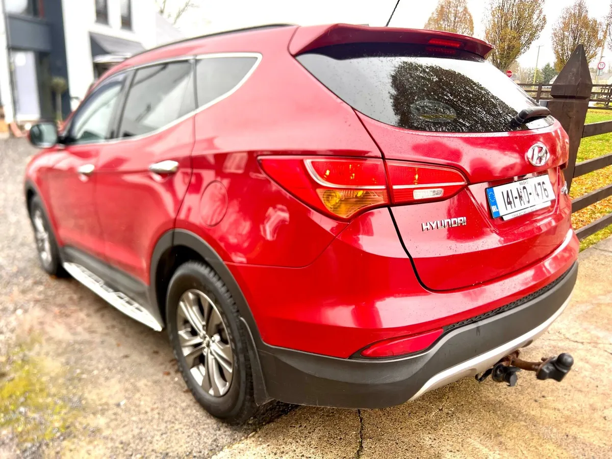 2014 Hyundai Santa Fe 4x4 Special Edition - Image 4