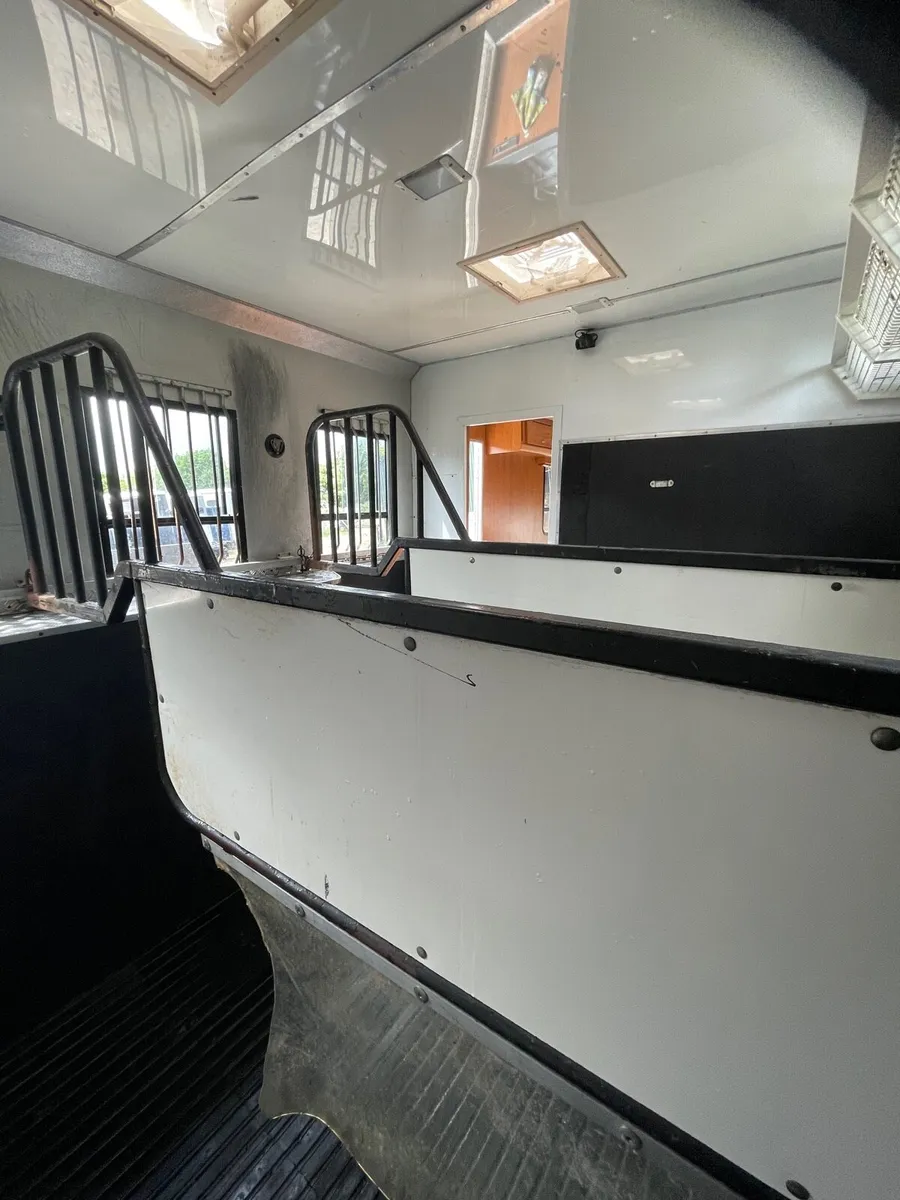 Coach Built Lorry - Image 3