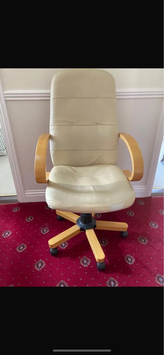 Office Chair - Image 1