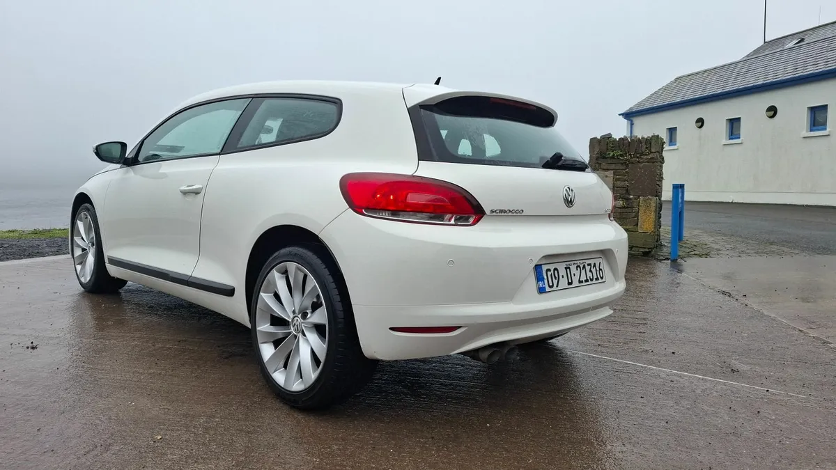 Volkswagen Scirocco 2009 - Image 3