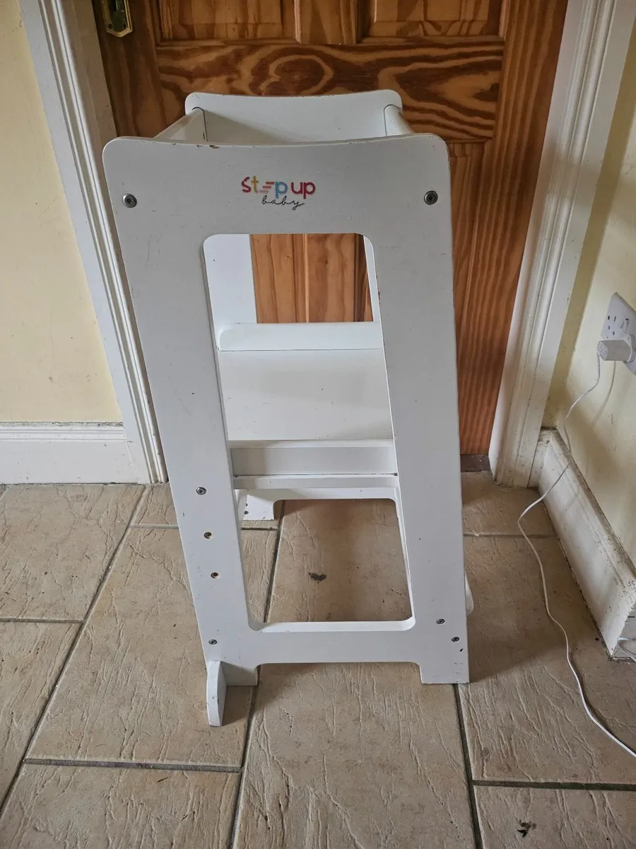 Childs kitchen helper step - Image 2