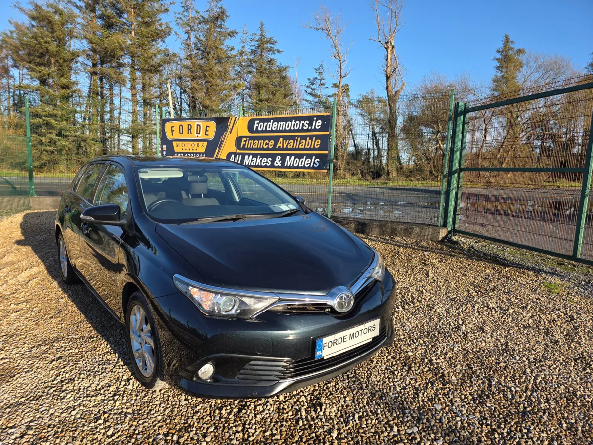Toyota Auris Automatic Petrol 2016 - Image 1