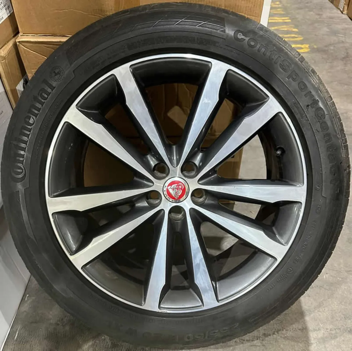 20" GENUINE JAGUAR F PACE VENOM WHEELS & CONTIS - Image 4