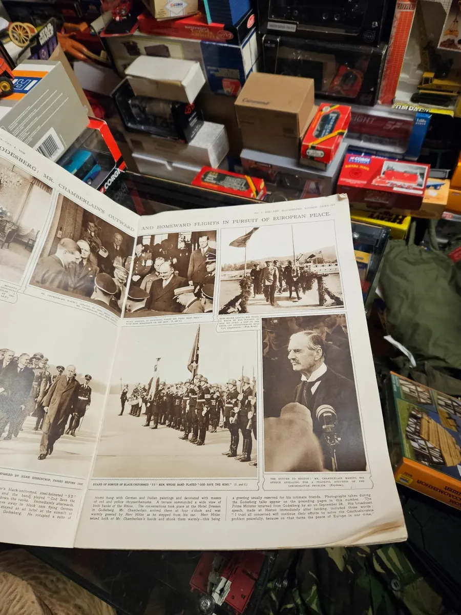 Vintage Illustrated London News 1 Oct 1938 - Image 3