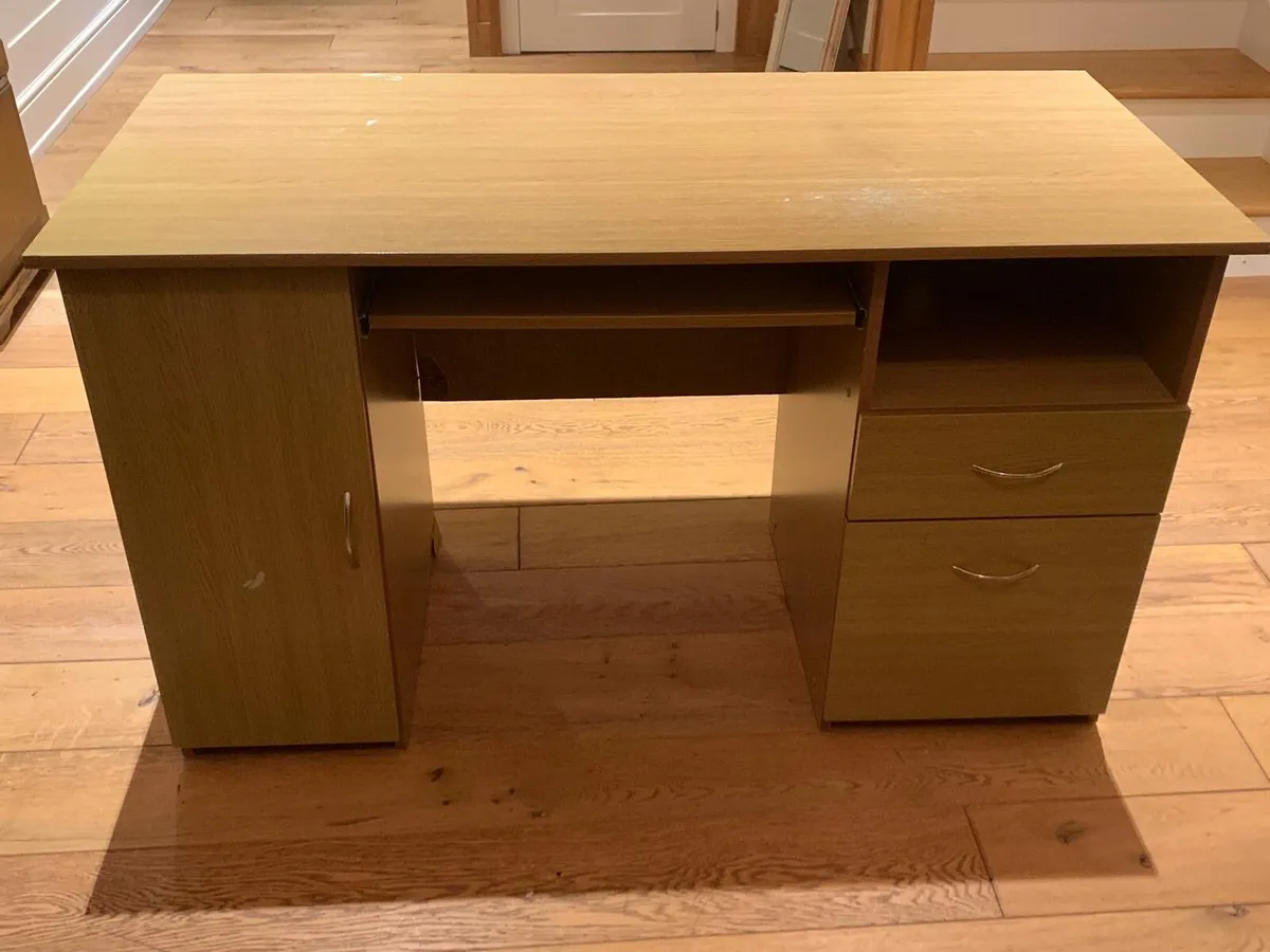 Office Desk - Image 3