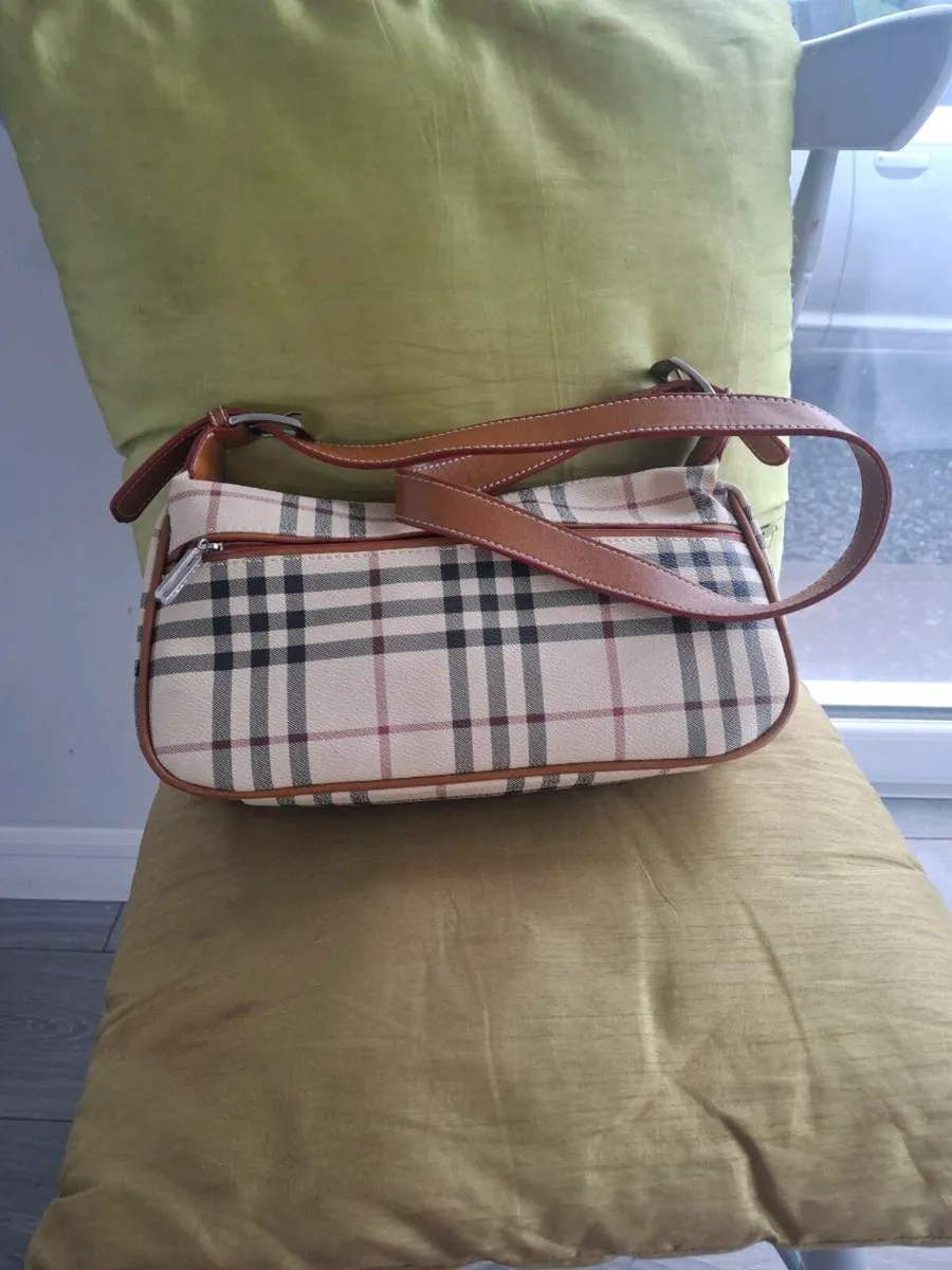 Ladies shoulder bag - Image 1