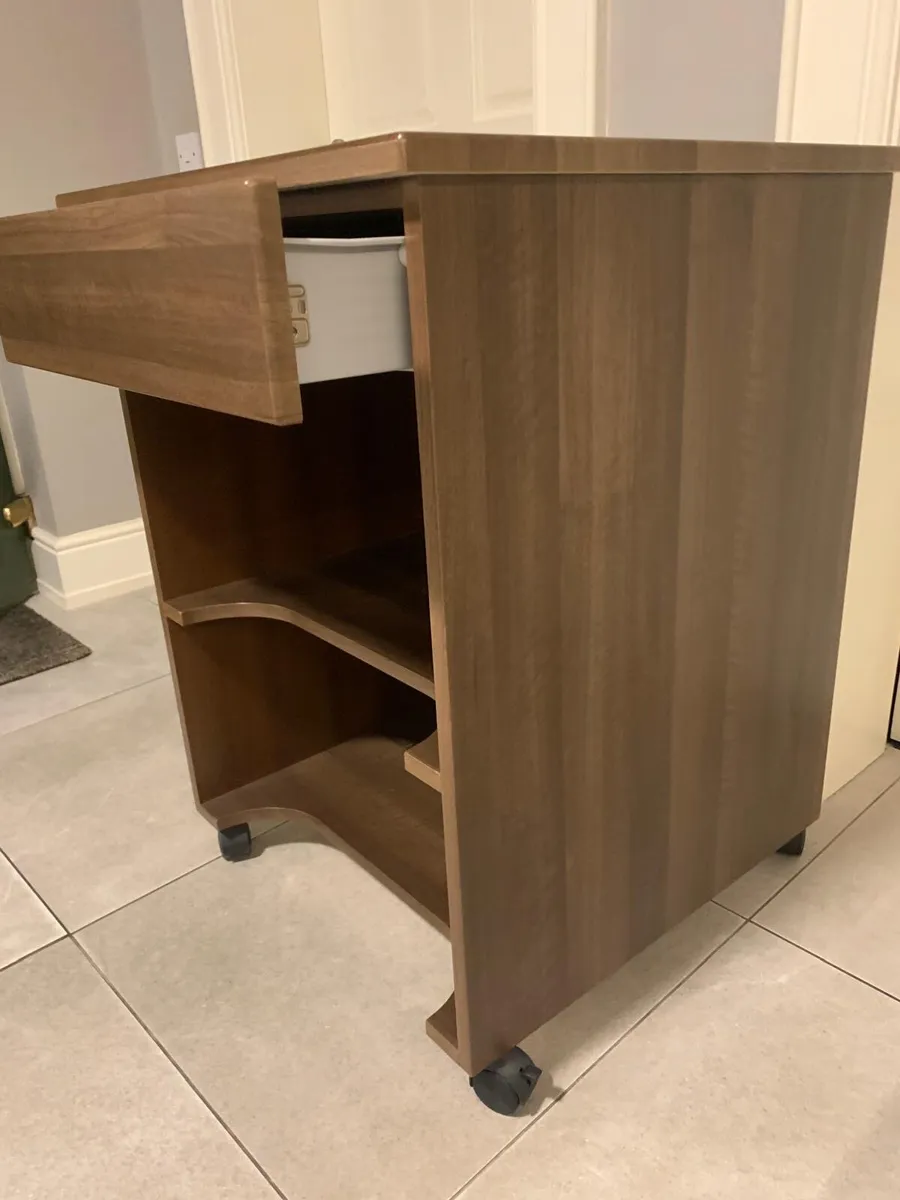 Computer Desk - Image 2