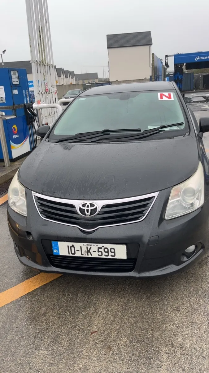 2010 avensis 2L d4d nct and taxed - Image 1