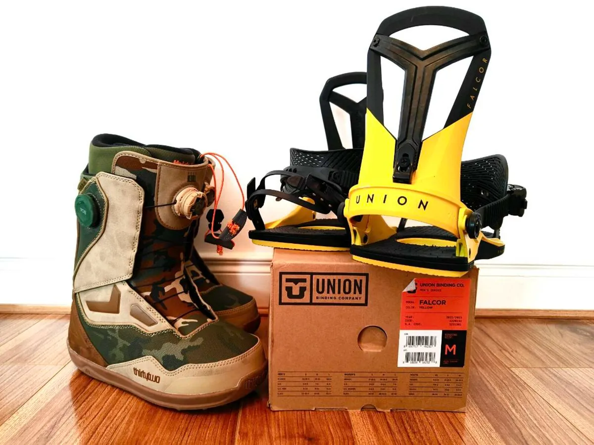 Snowboard Boots & Bindings