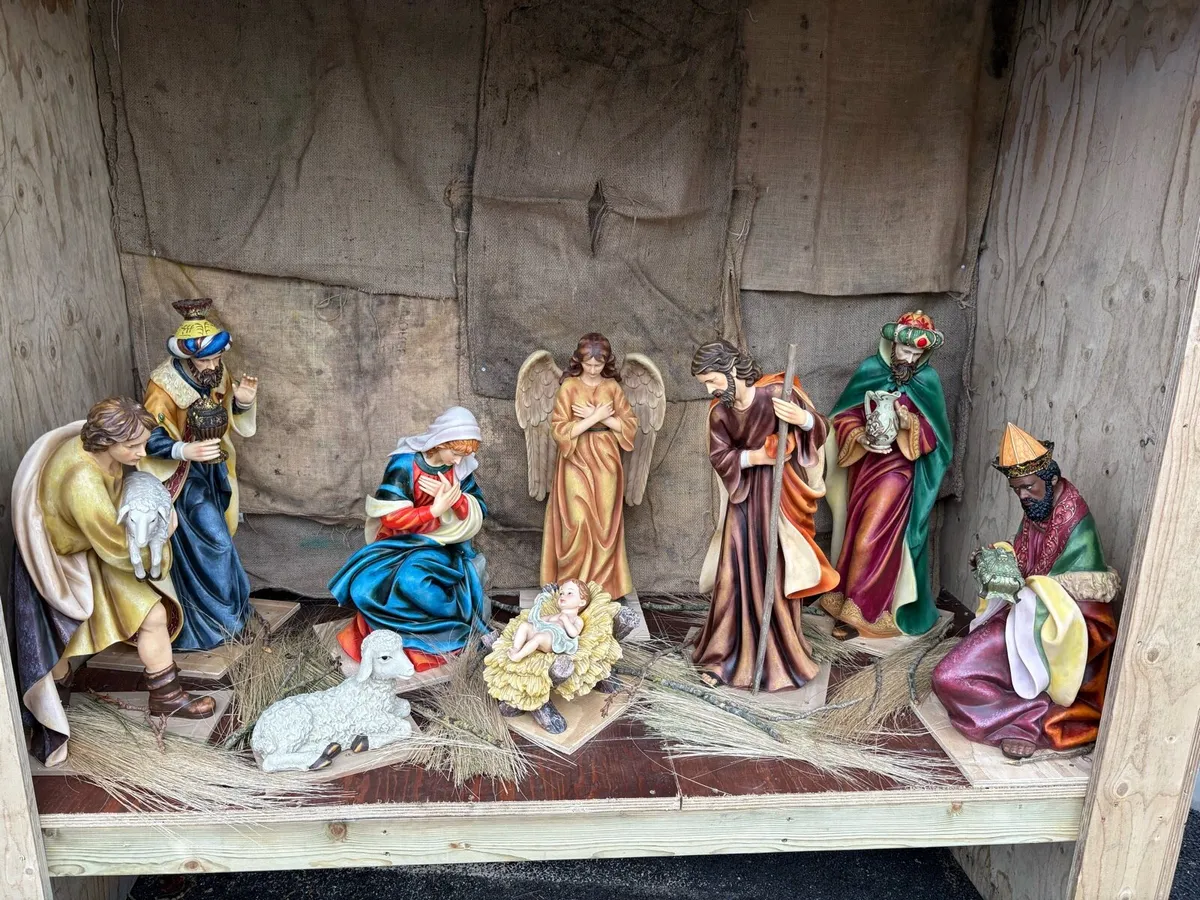 Large Nativity Set - Image 2