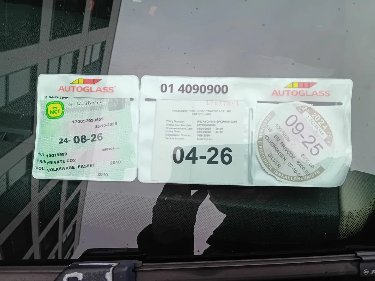 Volkswagen Passat 2010 - Image 3