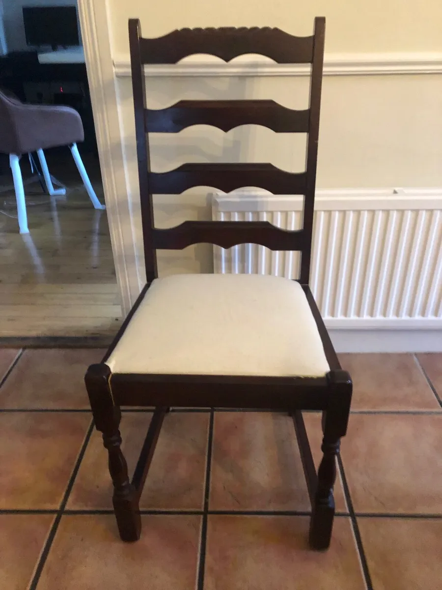 Dinning room chairs - Image 2