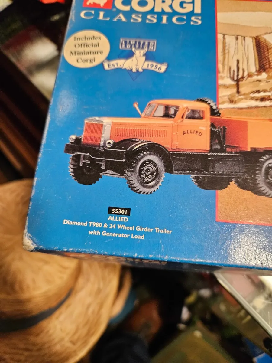 Corgi Diamond T Truck and Trailer - Image 4