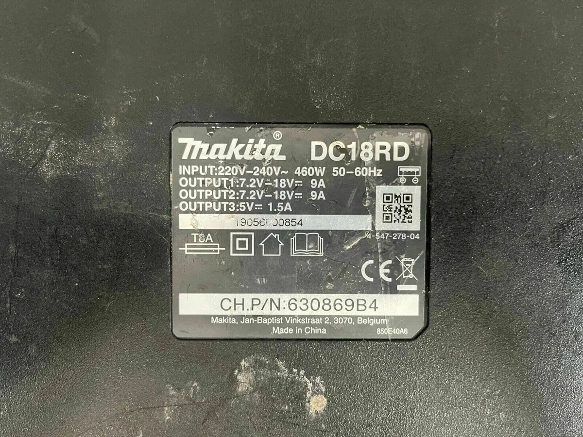 Makita Twin Charger - Image 2