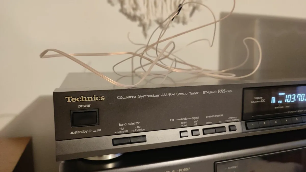 Technics ST-G470 Quartz AM/FM tuner, Radio - Image 3