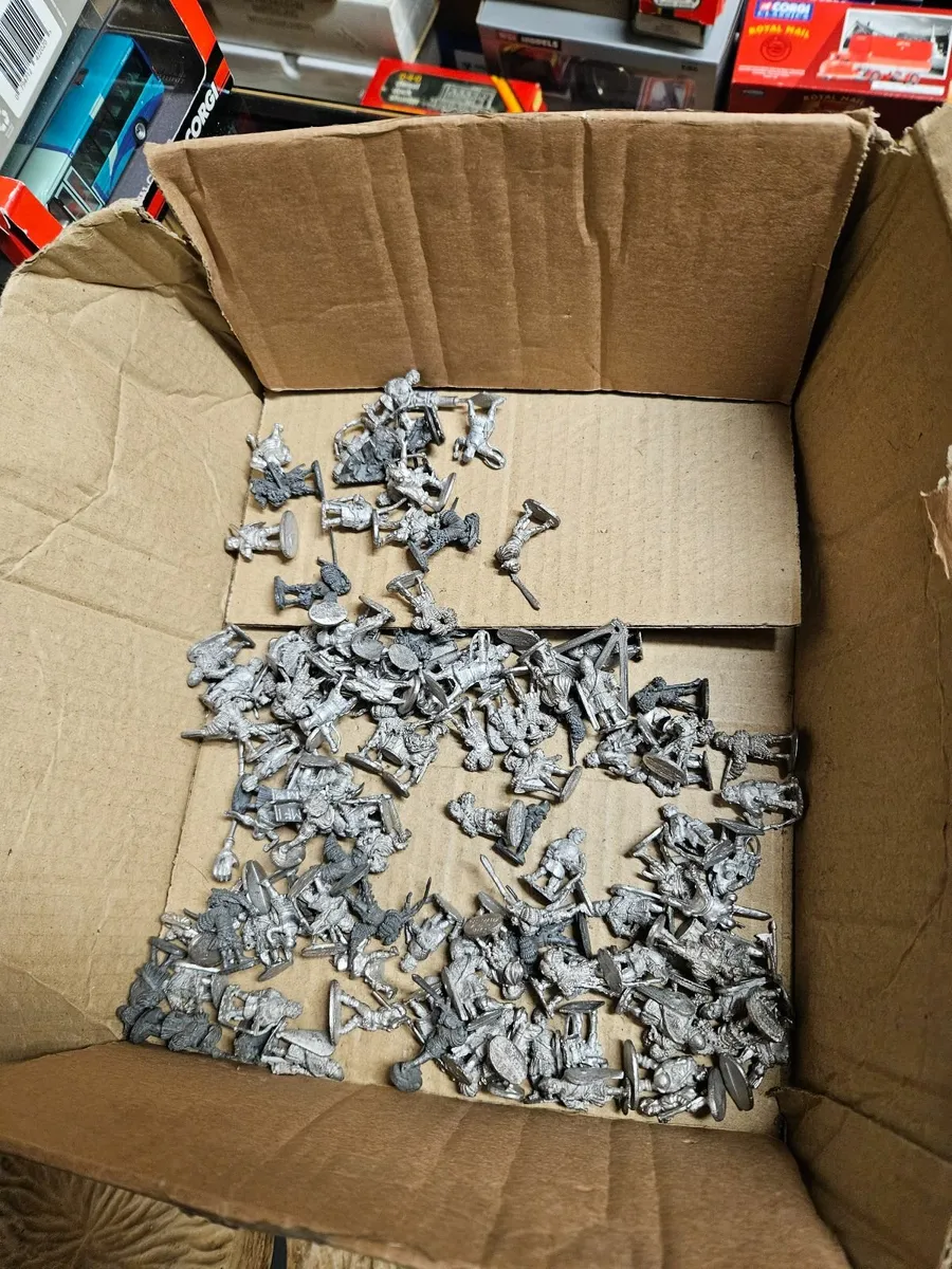 Warhammer Lead Soldiers 108 pieces - Image 2