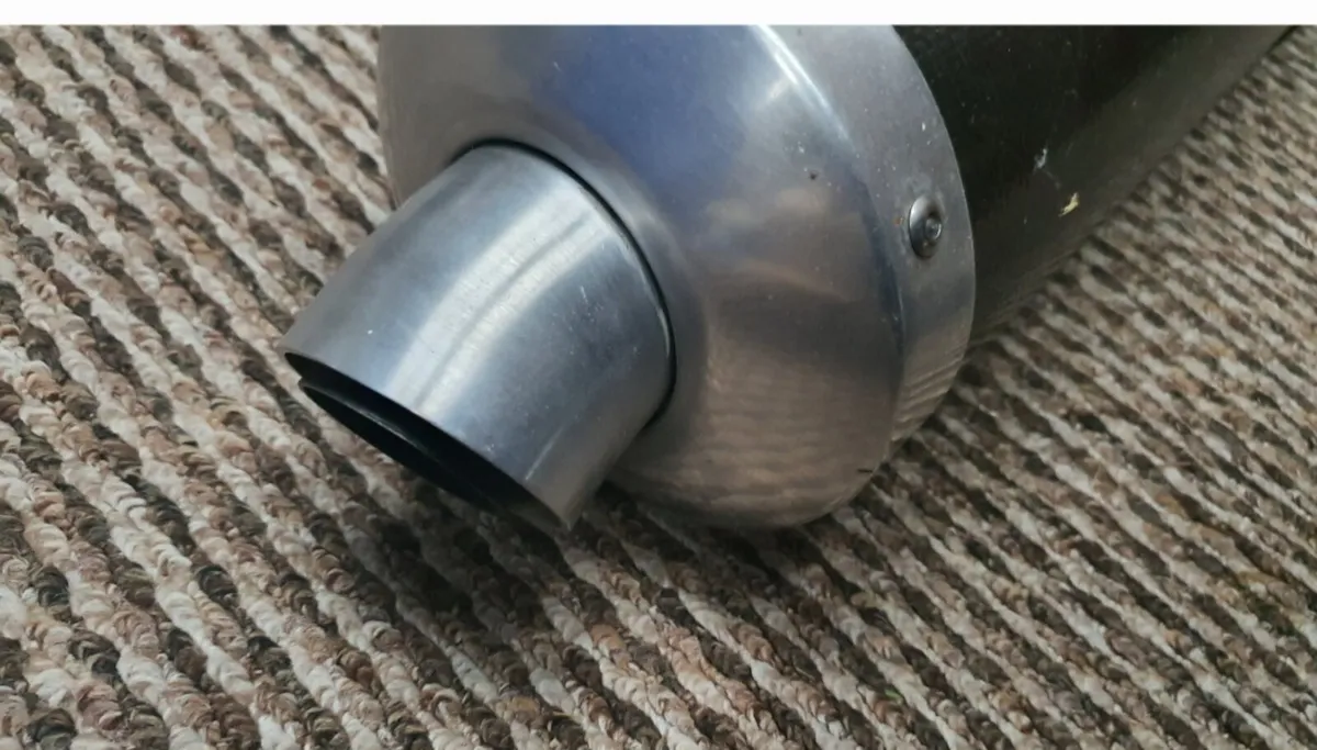 R1 1998 Mint standard exhaust silencer - Image 2