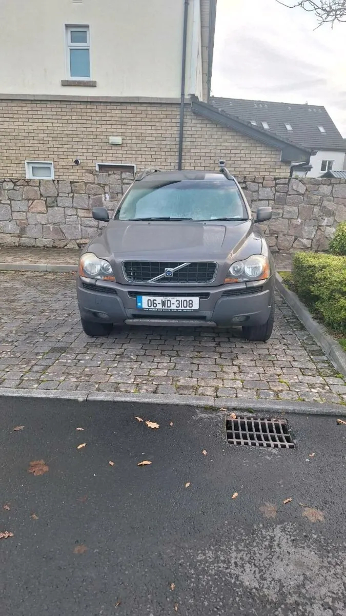 Volvo xc90 - Image 3