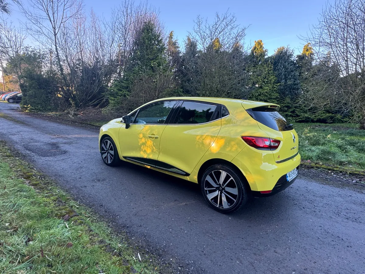 14 Renault Clio 1.2 AUTOMATIC - Image 3