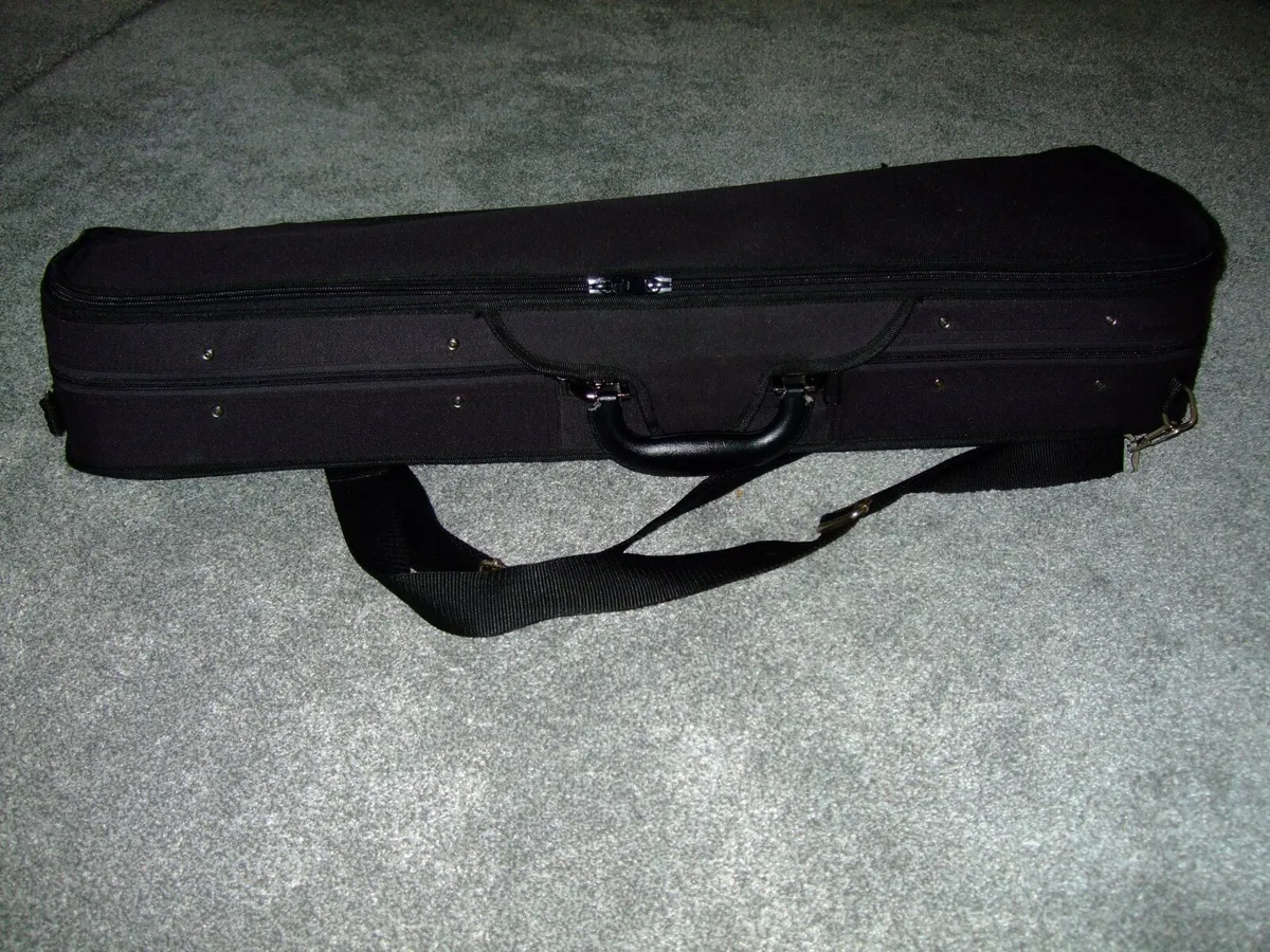 Westbury Full Size Violin - Image 2