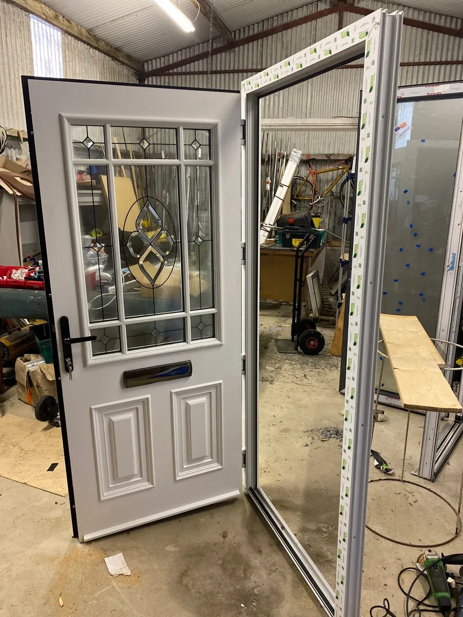 Composite front door - Image 4