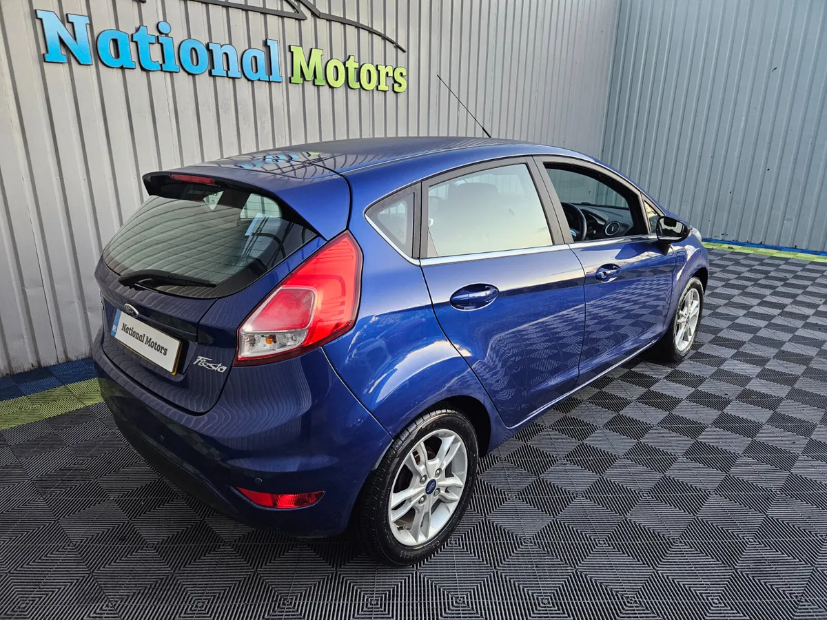 2016 Ford Fiesta 1.0 Petrol ZETEC - Image 3
