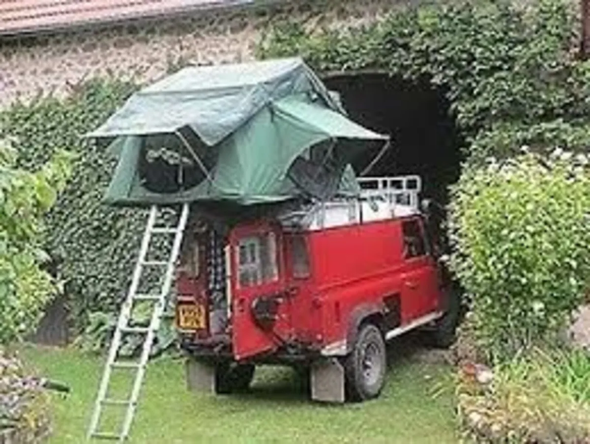 Land Rover Defender 110 300tdi 2000 - Image 2