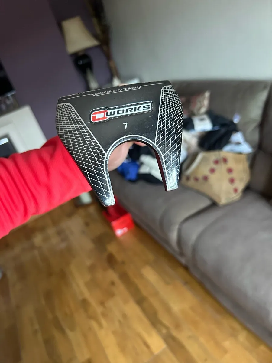 Odyssey O-Works #7 putter - Image 1