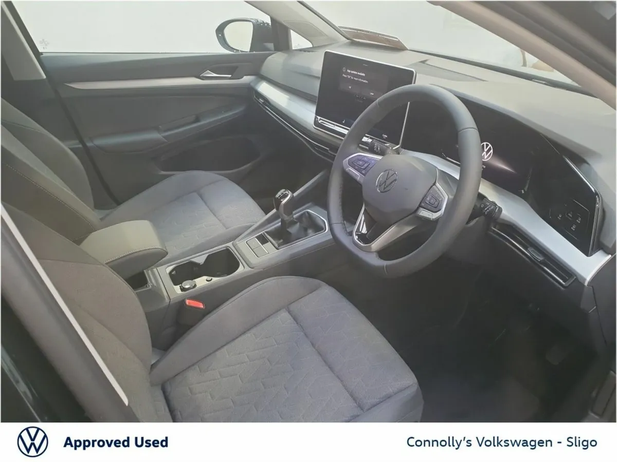 Volkswagen Golf EDITION 75 2.0 TDI 116HP - Image 4