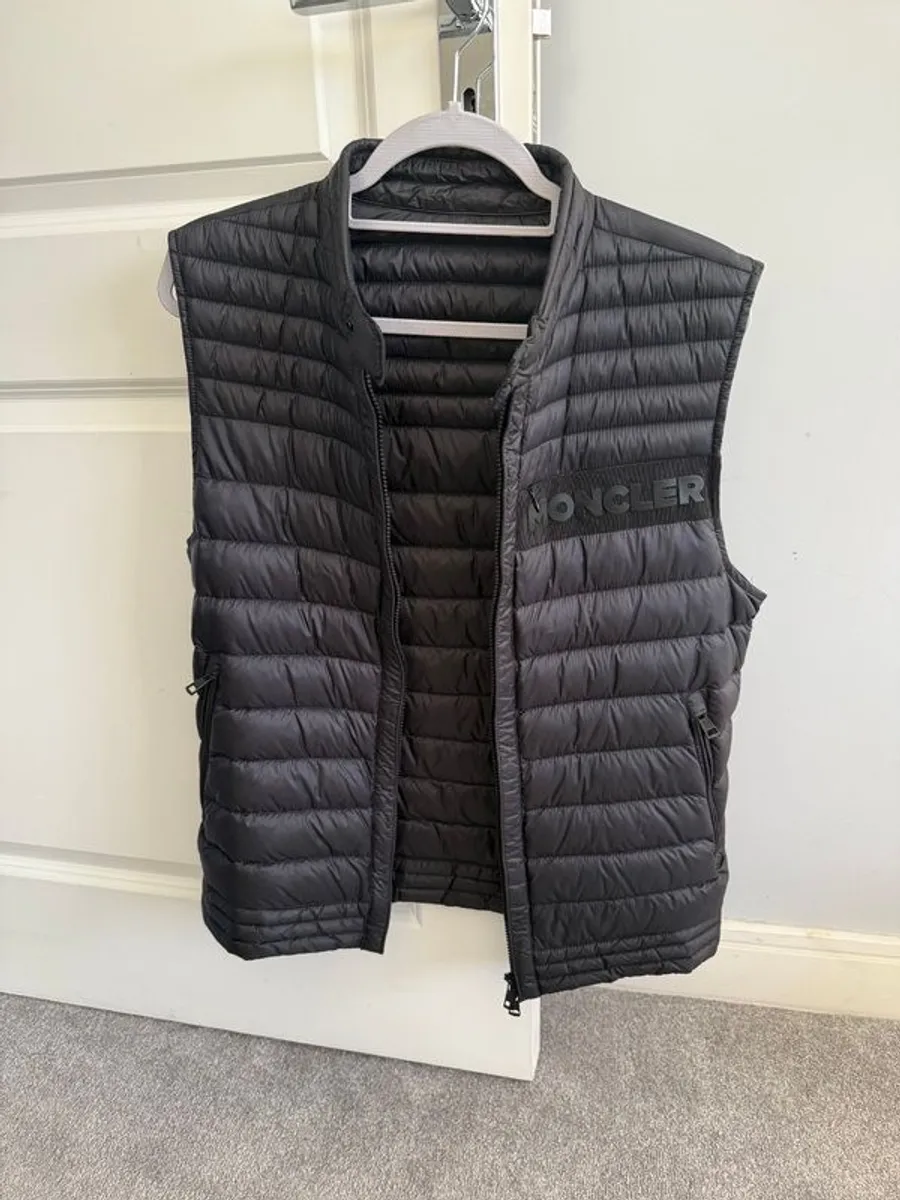 Moncler gilet - Image 2