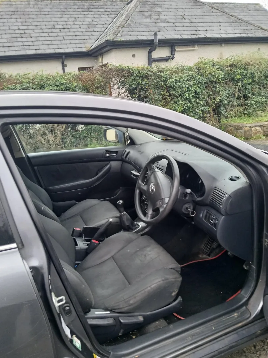 Toyota Avensis 2006 - Image 3