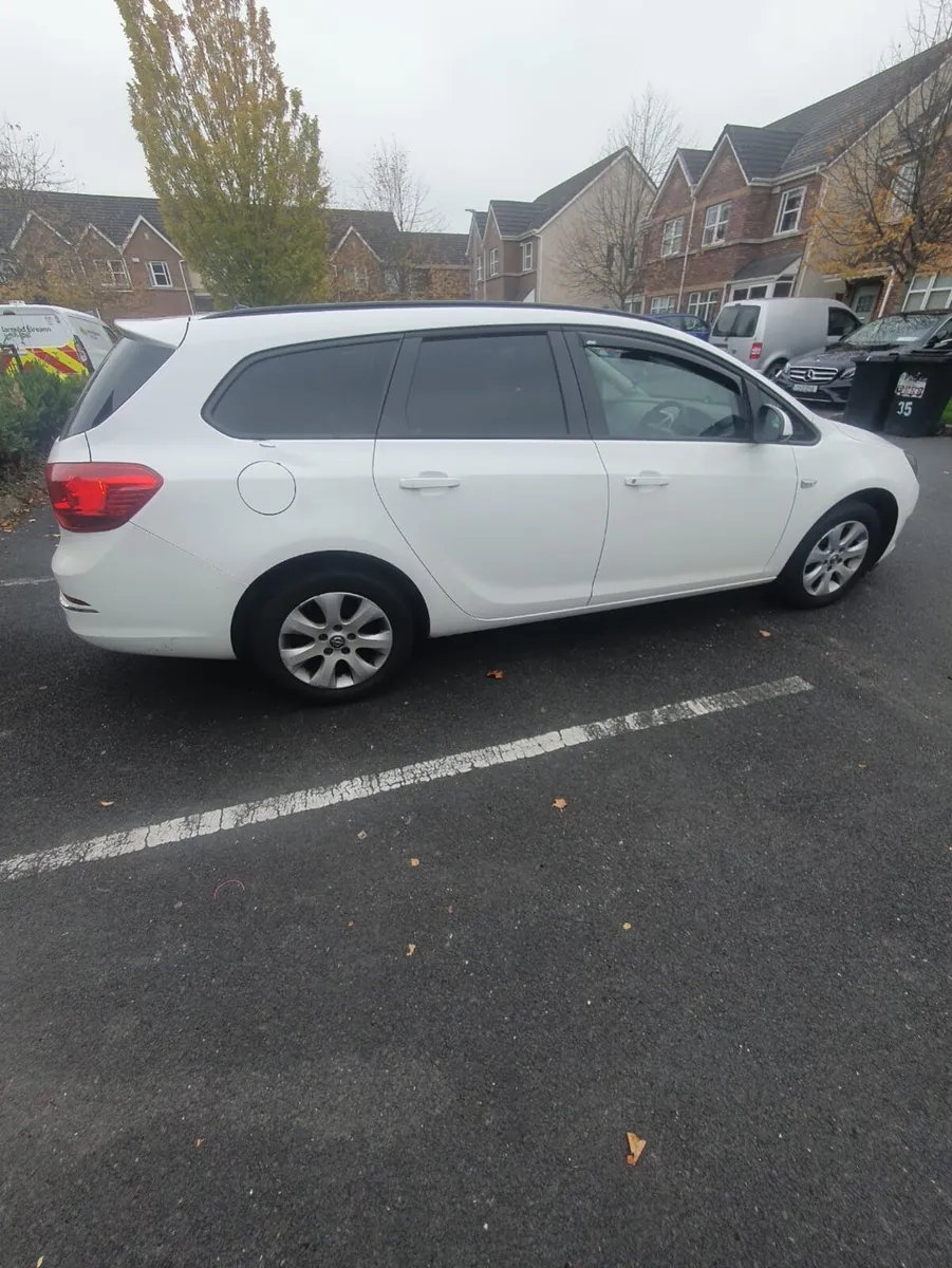Opel Astra - Image 1